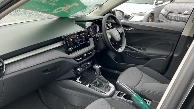 Skoda Fabia 1.0 TSI 116 Design Edition 5dr DSG Petrol Hatchback - Image 2